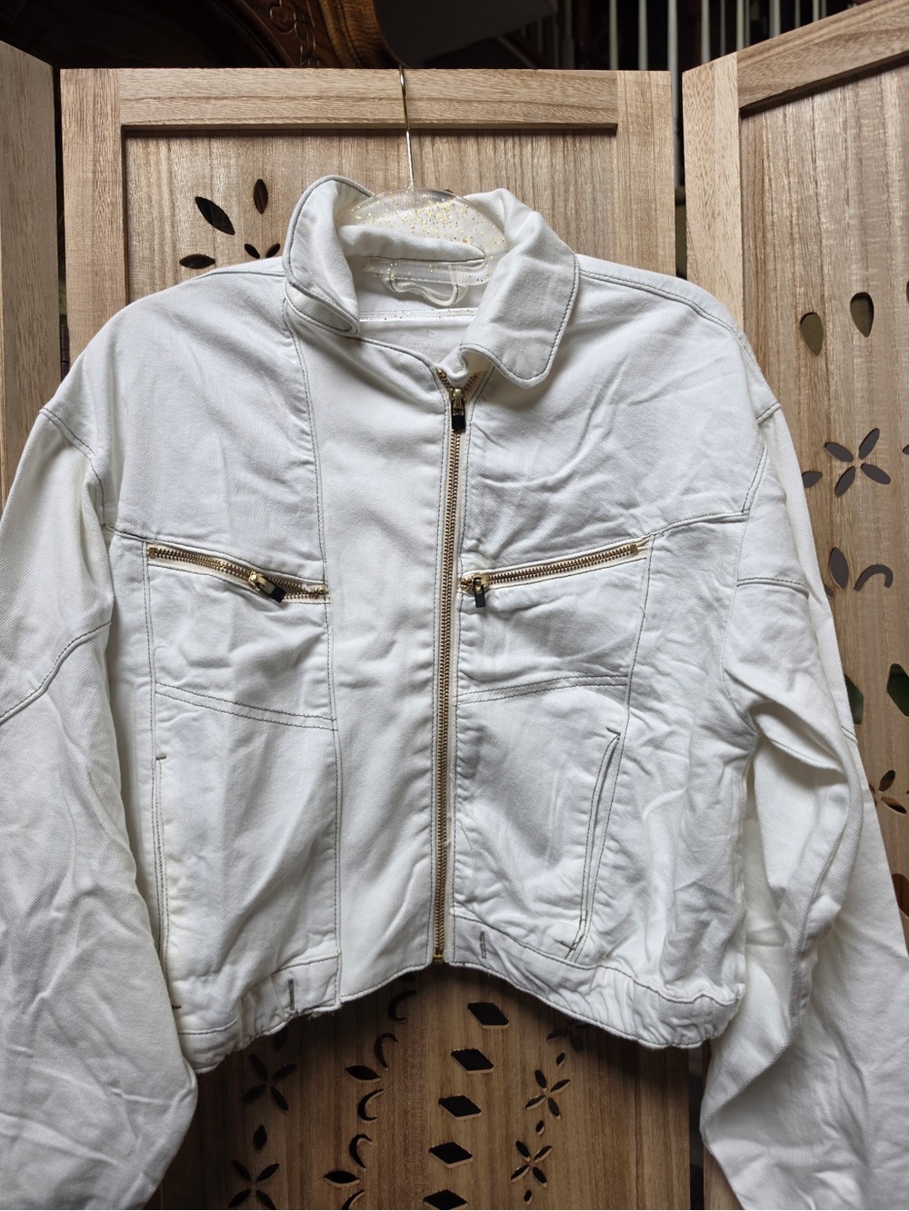 NWOT We The Free Urban cropped jacket. - Picture 5 of 9